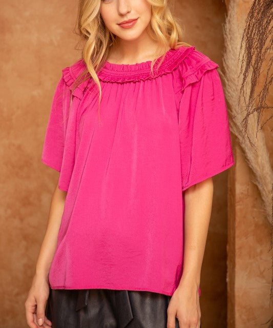 STYLIST RUFFLE TOP