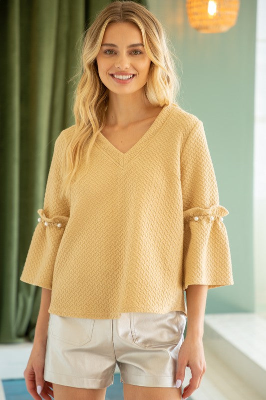 PEARL DETAILED TEXTURED TOP