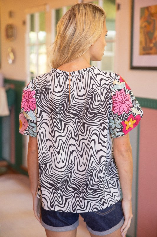Floral Embroidered Puff Sleeve Printed Top