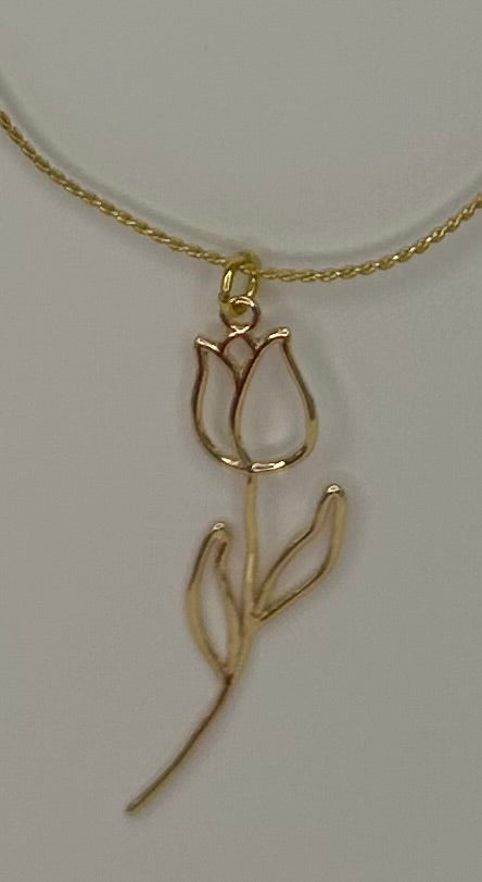 Beautiful Rose Necklace