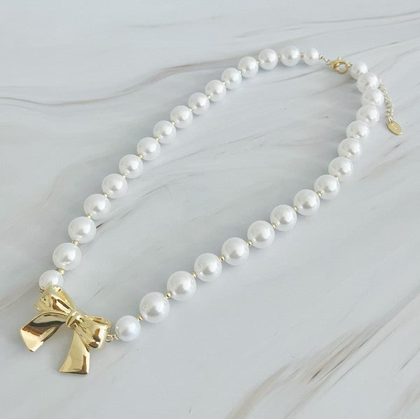 Bow & Pearls Necklace