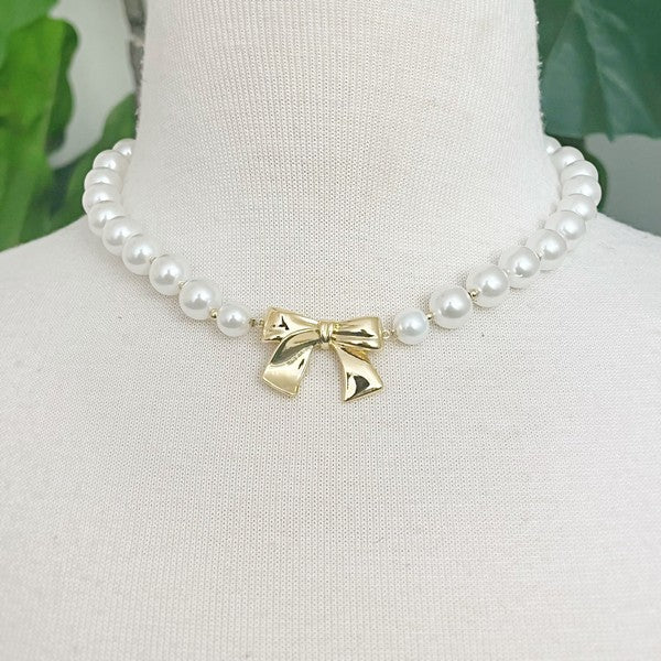 Bow & Pearls Necklace