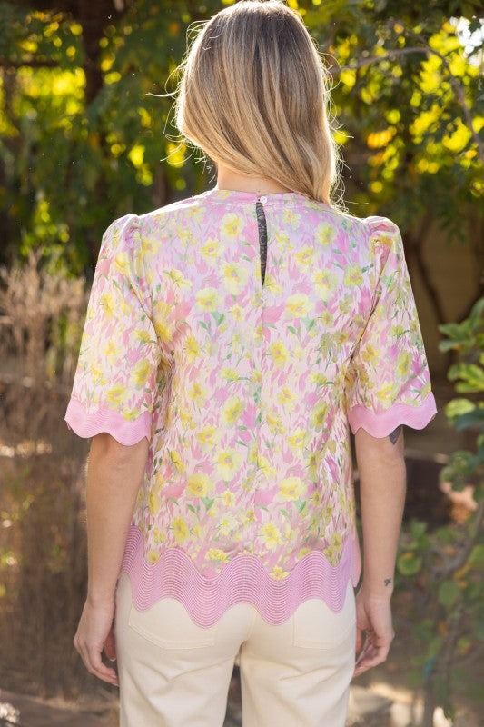 Wavy Trim Detailed Floral Top