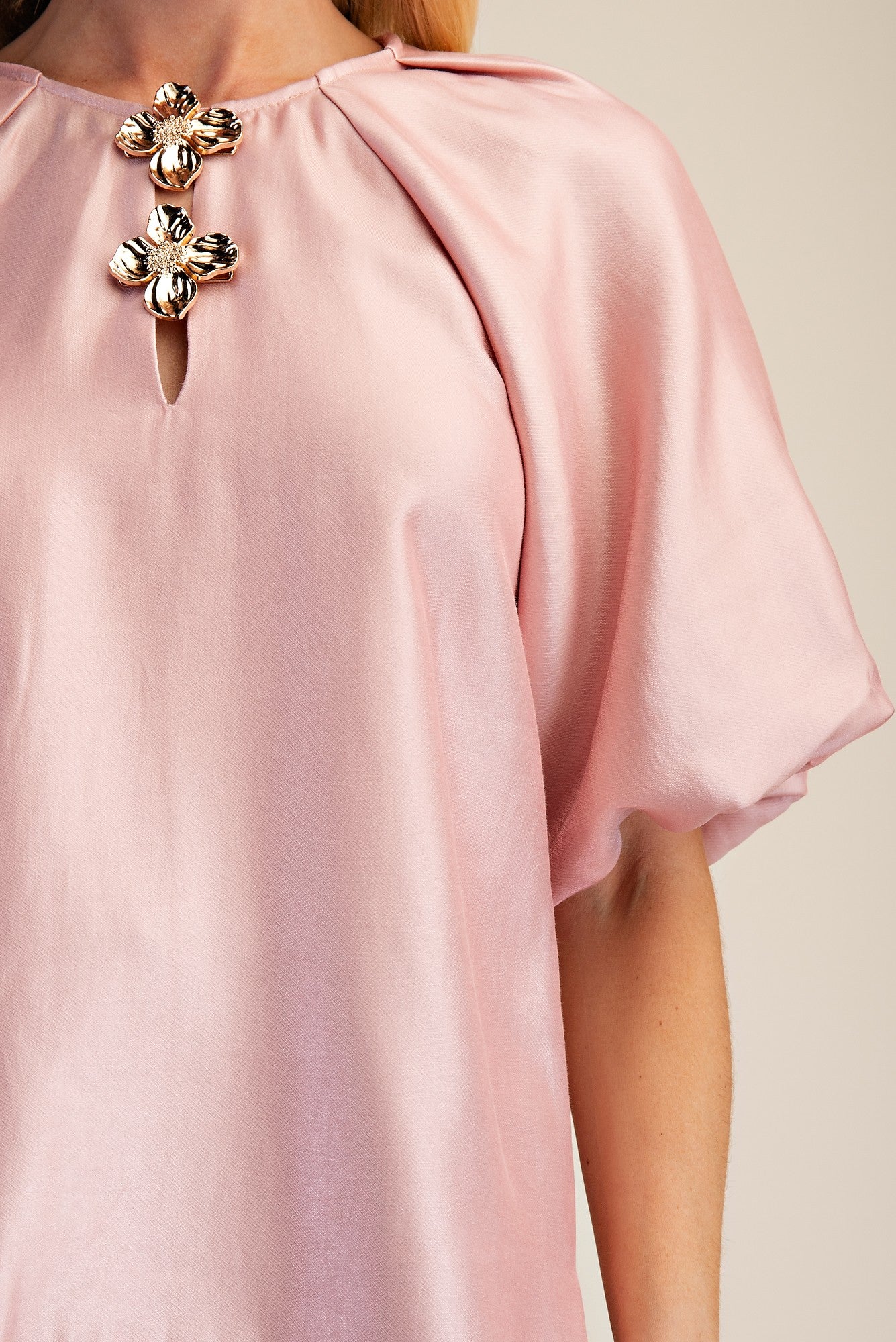 Bubble Hem Sleeve Top