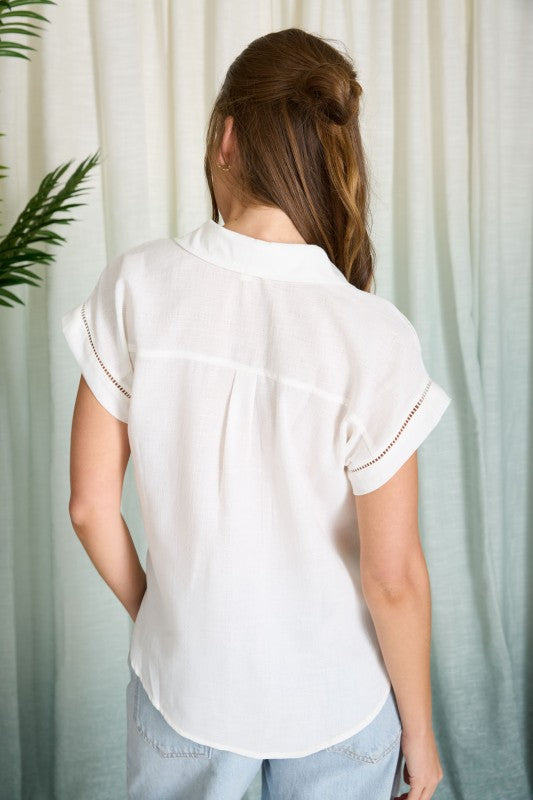 LINE LACE TRIM DETAIL TOP