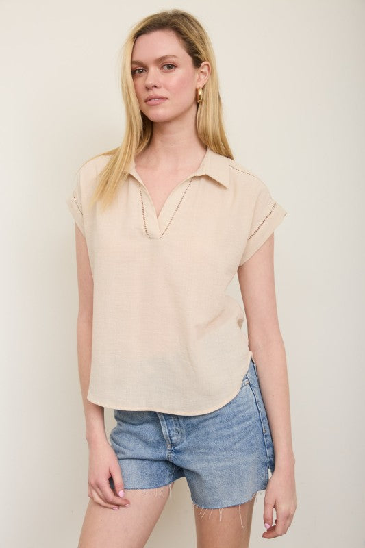 LINE LACE TRIM DETAIL TOP
