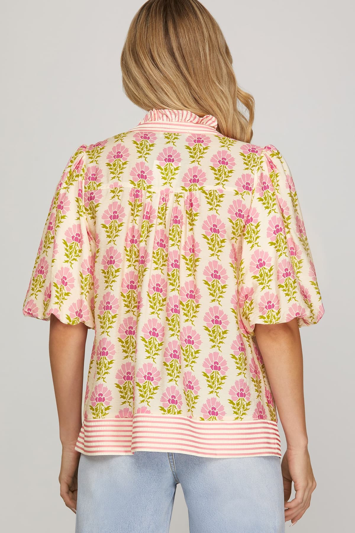 RUFFLED NECK  TOP