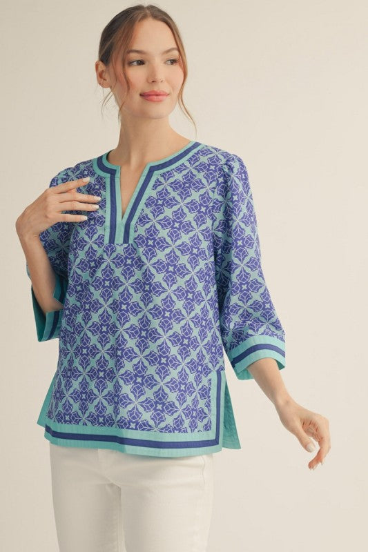 Medallion pattern top