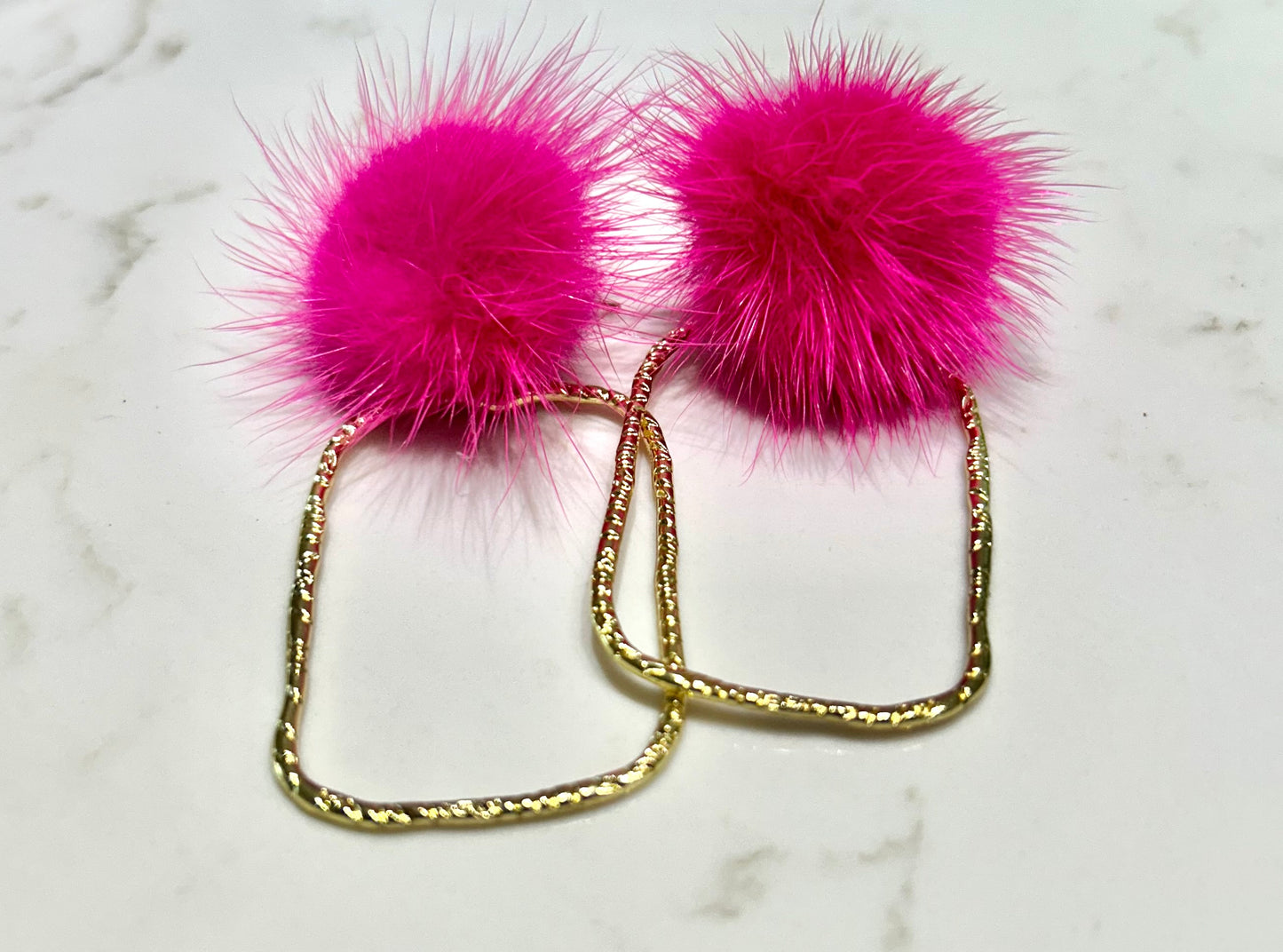 FUN Fur Ball Top Hoops