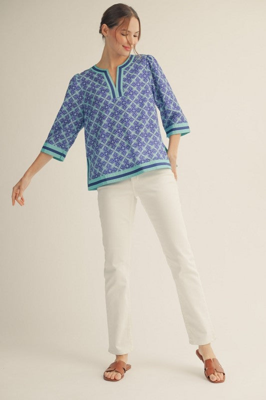 Medallion pattern top